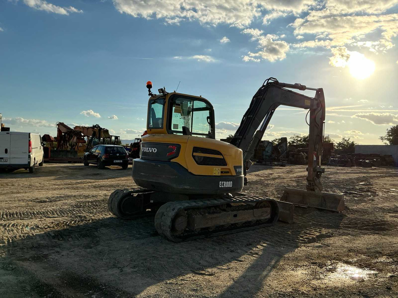 Volvo ECR 88D - מחפר סורק: תמונה 3 Volvo ECR 88D - מחפר סורק: תמונה 3