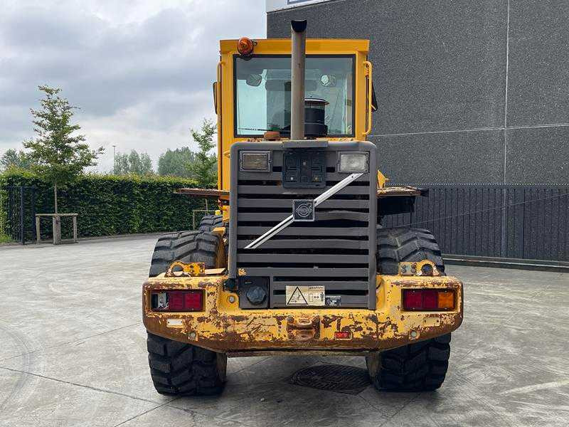 Volvo L 70 C - מכונת בנייה: תמונה 4 Volvo L 70 C - מכונת בנייה: תמונה 4