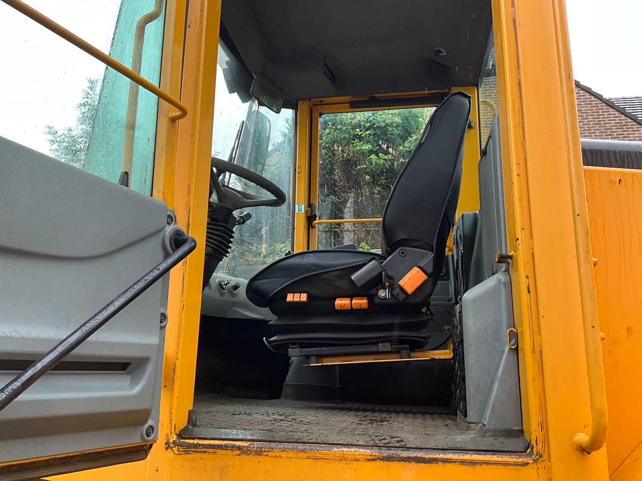 מעמיס גלגלים Volvo L110E: תמונה 15