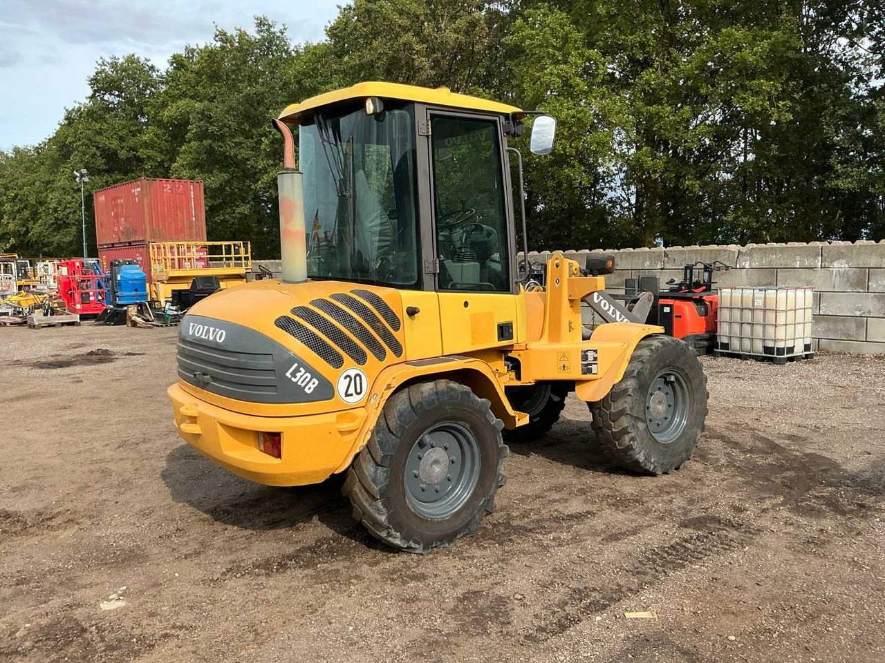 Volvo L30B Z/X - מעמיס גלגלים: תמונה 5 Volvo L30B Z/X - מעמיס גלגלים: תמונה 5