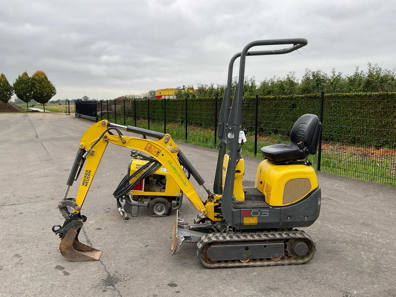 Wacker Neuson 80B Dualpower - מיני מחפר: תמונה 2 Wacker Neuson 80B Dualpower - מיני מחפר: תמונה 2