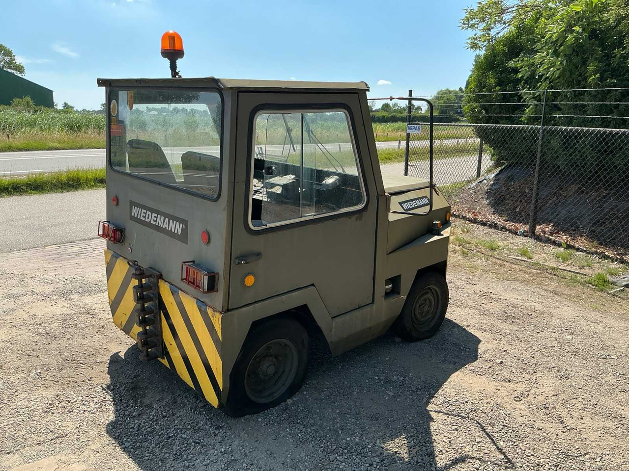 Wiedeman DS-30 - טרקטור חקלאי: תמונה 5 Wiedeman DS-30 - טרקטור חקלאי: תמונה 5