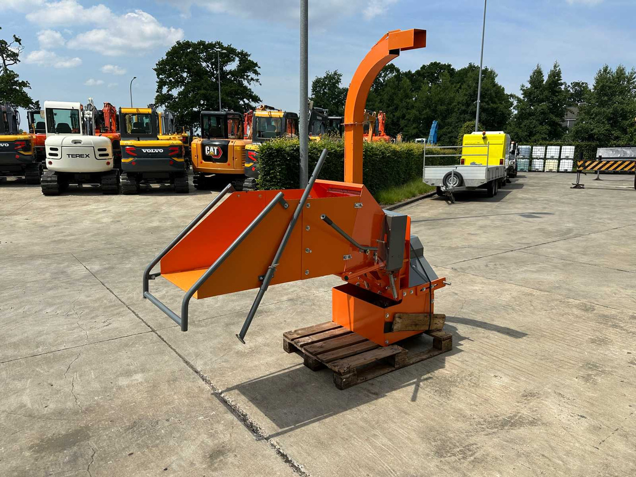 Wood chipper - מגרסת עץ: תמונה 4 Wood chipper - מגרסת עץ: תמונה 4