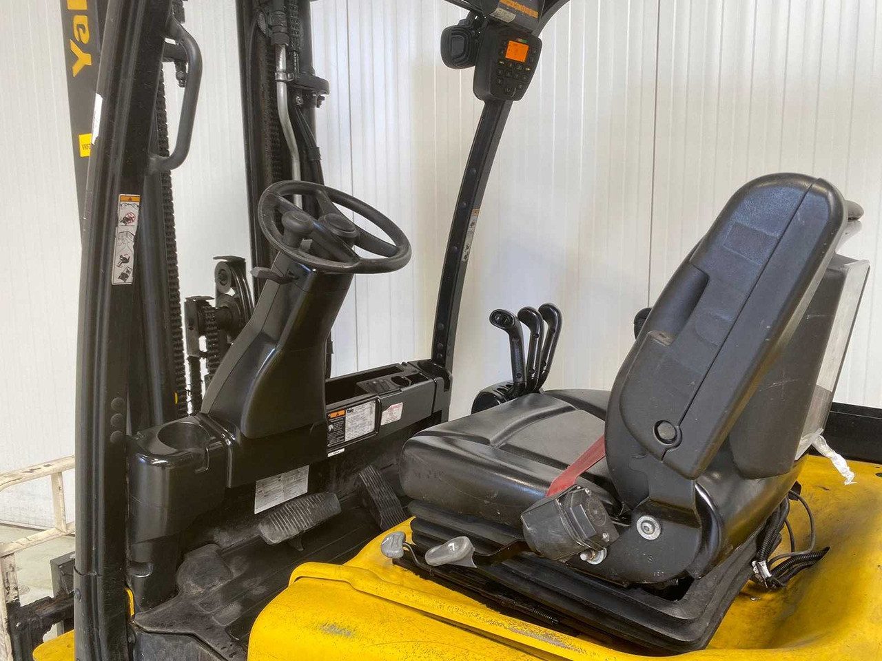 YALE - 2013 - ERP 35 VL - FORKLIFT TRIPLEX - FREELIFT - SIDESHIFT - מלגזה: תמונה 3 YALE - 2013 - ERP 35 VL - FORKLIFT TRIPLEX - FREELIFT - SIDESHIFT - מלגזה: תמונה 3
