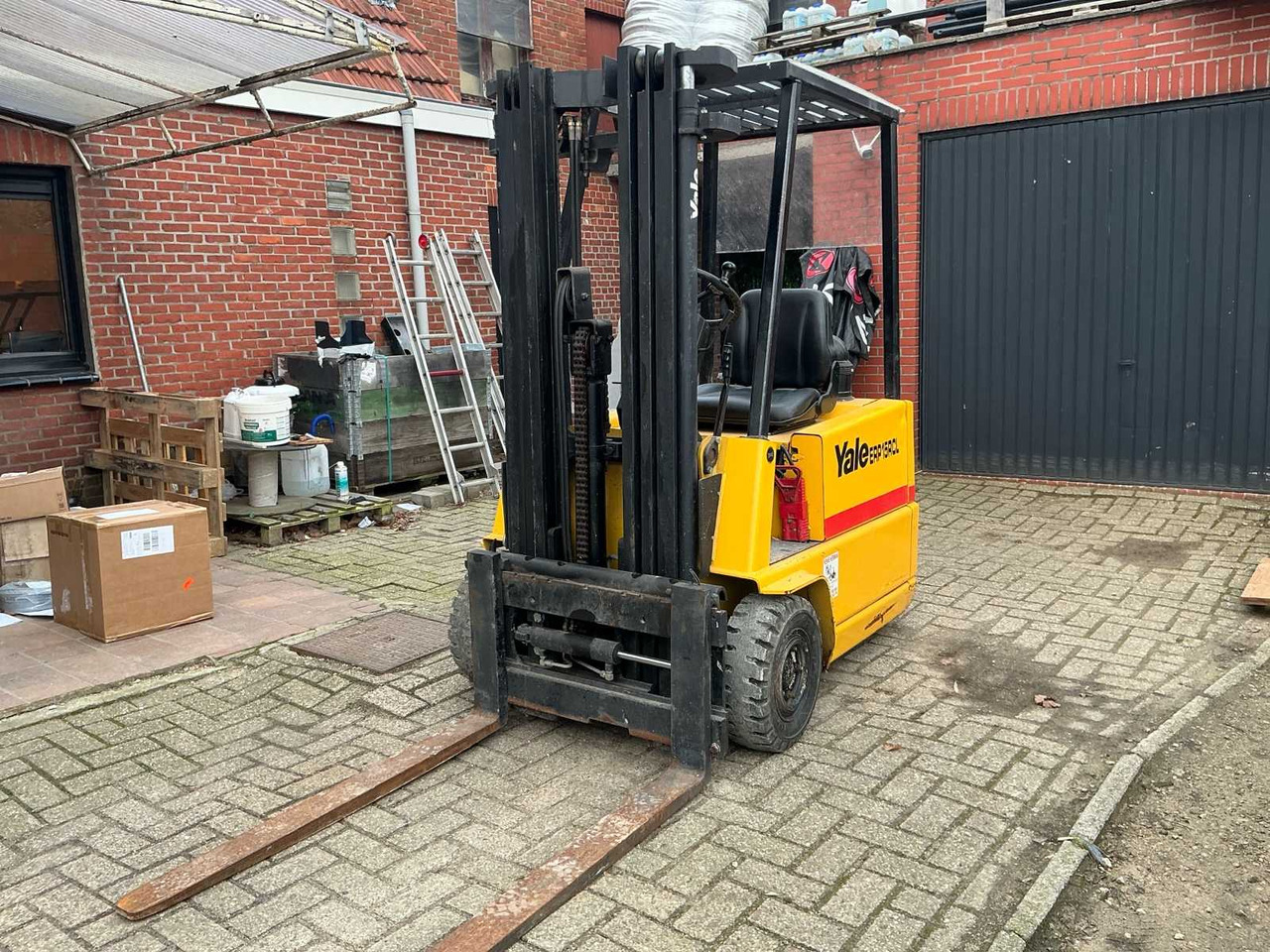 YALE ERP15RCL FORKLIFT - מלגזה: תמונה 1 YALE ERP15RCL FORKLIFT - מלגזה: תמונה 1