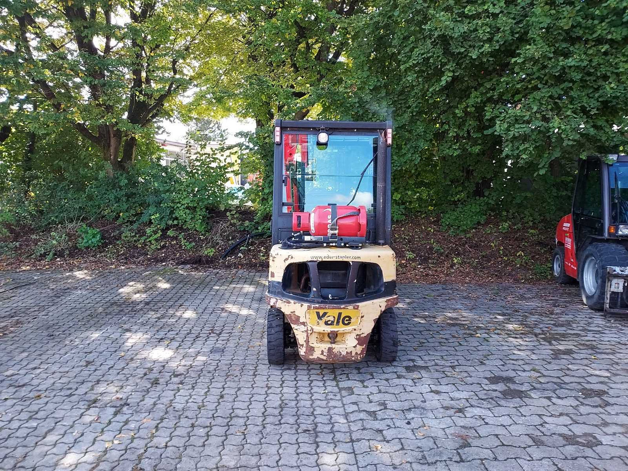 YALE GLP25VX V2420 FORKLIFT - מלגזה: תמונה 4 YALE GLP25VX V2420 FORKLIFT - מלגזה: תמונה 4