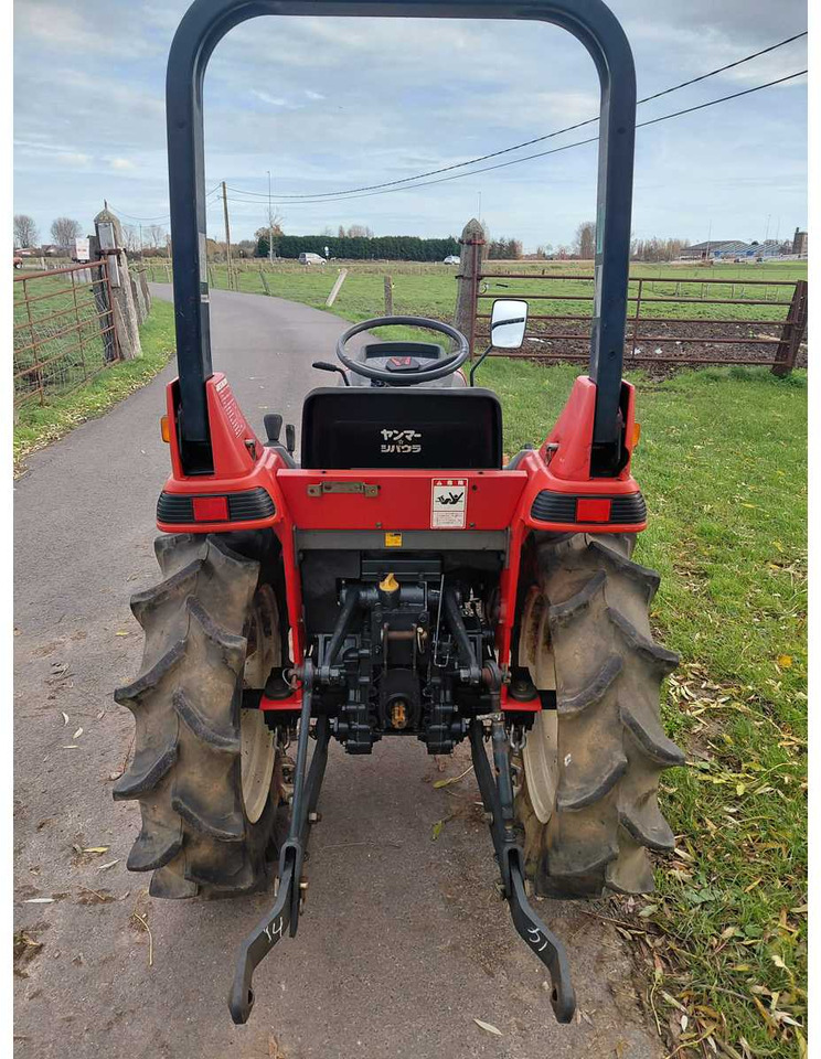 Yanmar AF17 - טרקטור קומפקטי: תמונה 4 Yanmar AF17 - טרקטור קומפקטי: תמונה 4