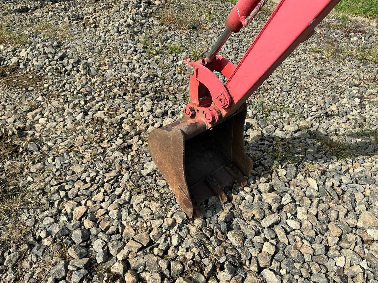 מיני מחפר Yanmar B15 - 3: תמונה 7