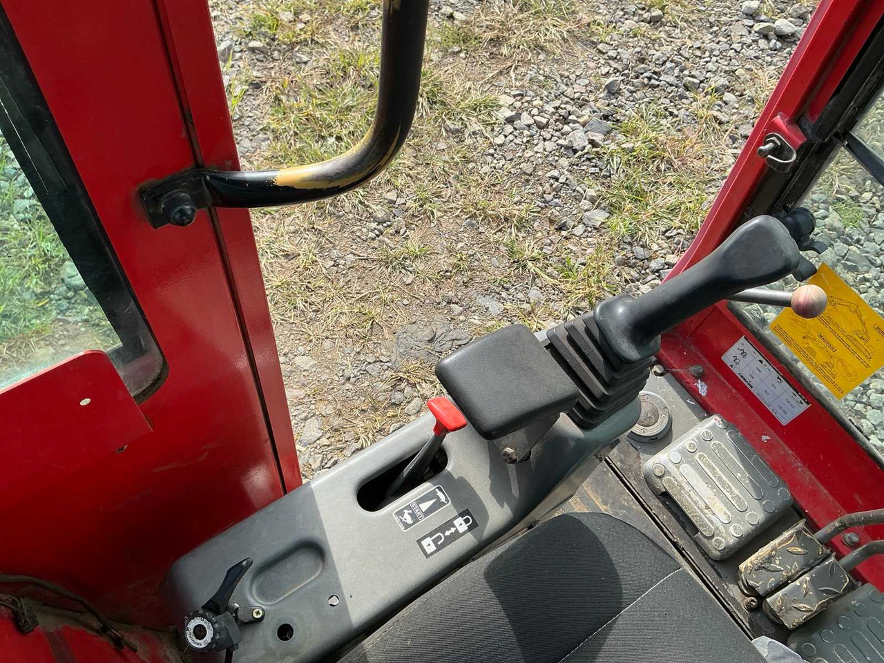 מיני מחפר Yanmar B15 - 3: תמונה 27
