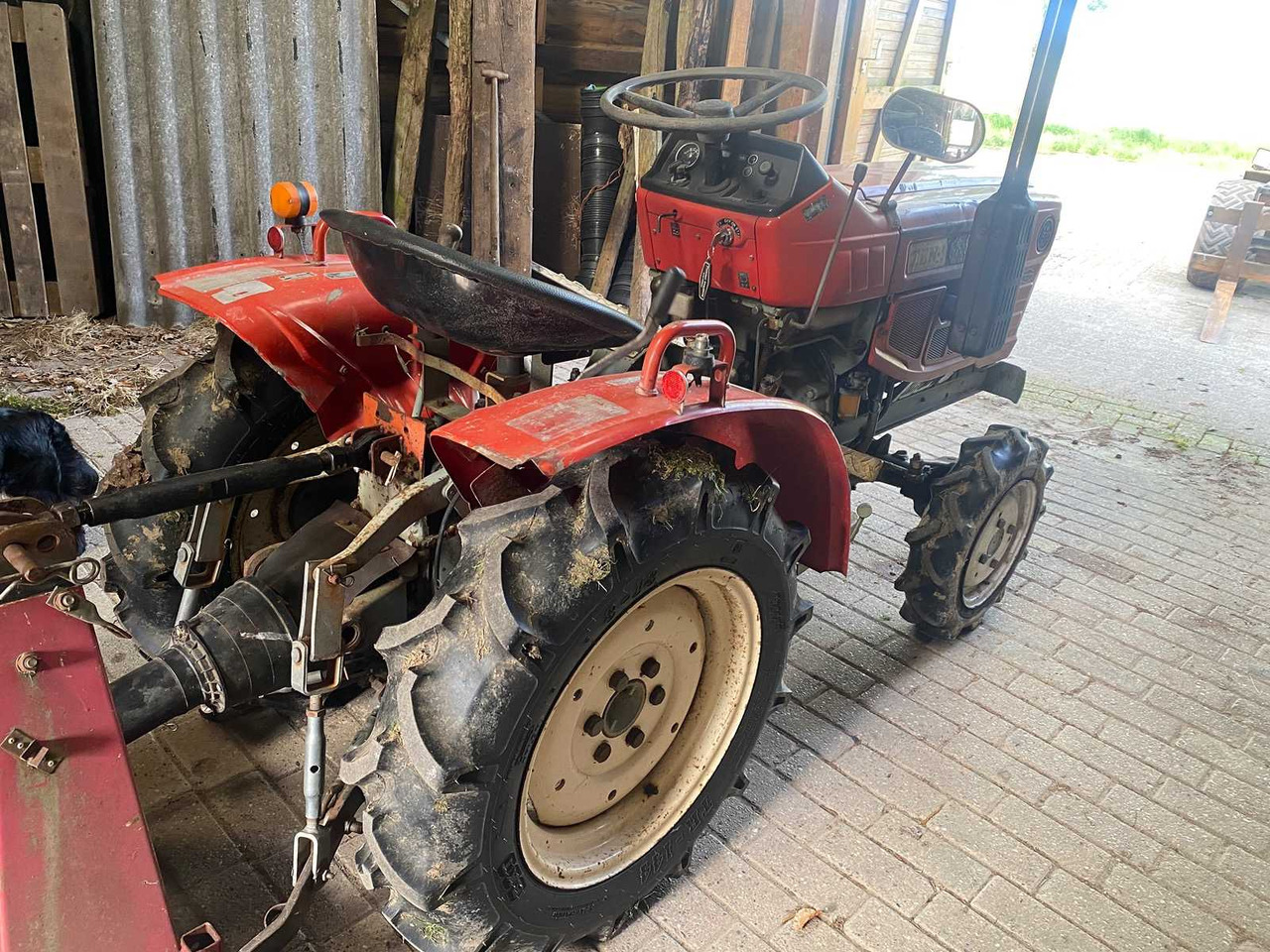 Yanmar zen-noh ym 1510D - טרקטור קומפקטי: תמונה 5 Yanmar zen-noh ym 1510D - טרקטור קומפקטי: תמונה 5