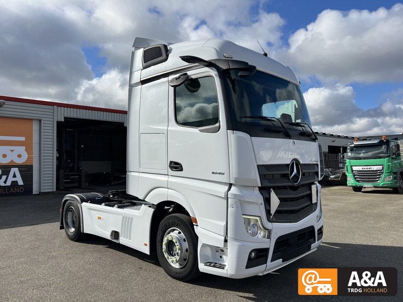 Mercedes-Benz ACTROS 1845 LS - MP5-NEW CONDITION-MIRRORCAM-FRIGO-STAND KLIMA - יחידת טרקטור: תמונה 2 Mercedes-Benz ACTROS 1845 LS - MP5-NEW CONDITION-MIRRORCAM-FRIGO-STAND KLIMA - יחידת טרקטור: תמונה 2