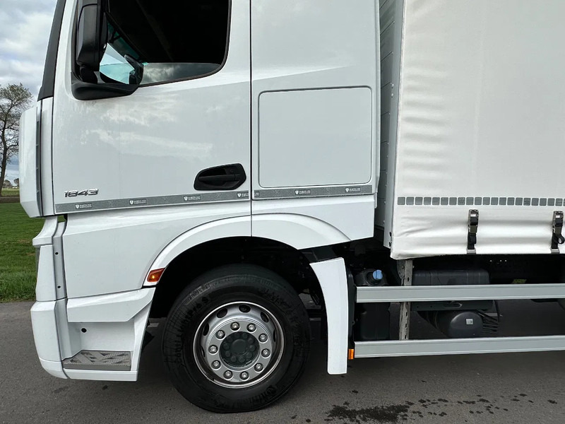 Mercedes-Benz Actros ACTROS 1843L 2022. 183432km Schuifzeil met Laadklep 2000kg - משאית וילונות צד: תמונה 5 Mercedes-Benz Actros ACTROS 1843L 2022. 183432km Schuifzeil met Laadklep 2000kg - משאית וילונות צד: תמונה 5