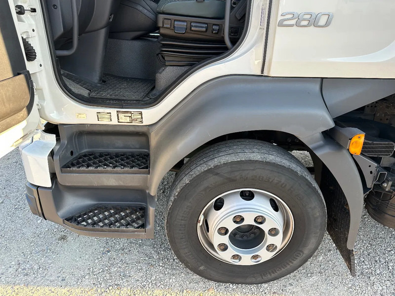 Volvo FL FL280.16 EURO6. 2022. , OPRIJWAGEN. NIEUWE OPBOUW! - משאית עם שלדת תא: תמונה 5 Volvo FL FL280.16 EURO6. 2022. , OPRIJWAGEN. NIEUWE OPBOUW! - משאית עם שלדת תא: תמונה 5