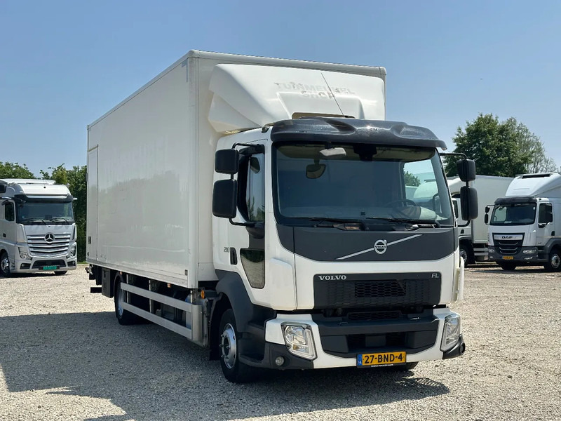 משאית תיבה Volvo FL: תמונה 1