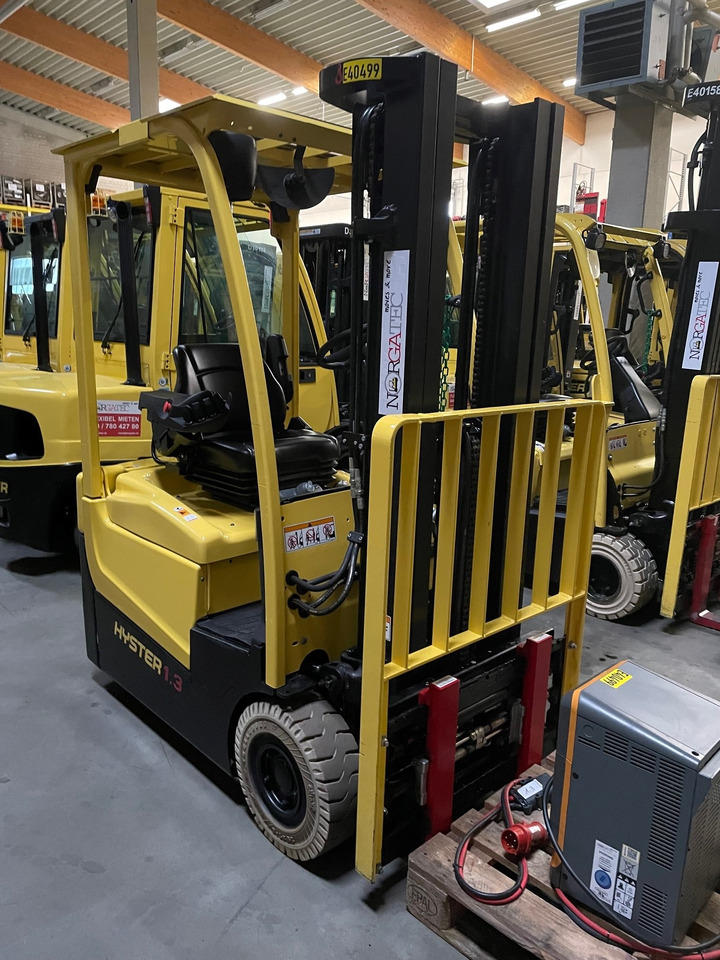 Hyster A1.3XNT - מלגזה חשמלית: תמונה 1 Hyster A1.3XNT - מלגזה חשמלית: תמונה 1