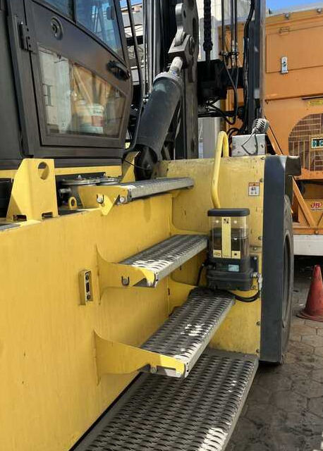Hyster H25XM-12 - מפעיל מכולות: תמונה 4 Hyster H25XM-12 - מפעיל מכולות: תמונה 4