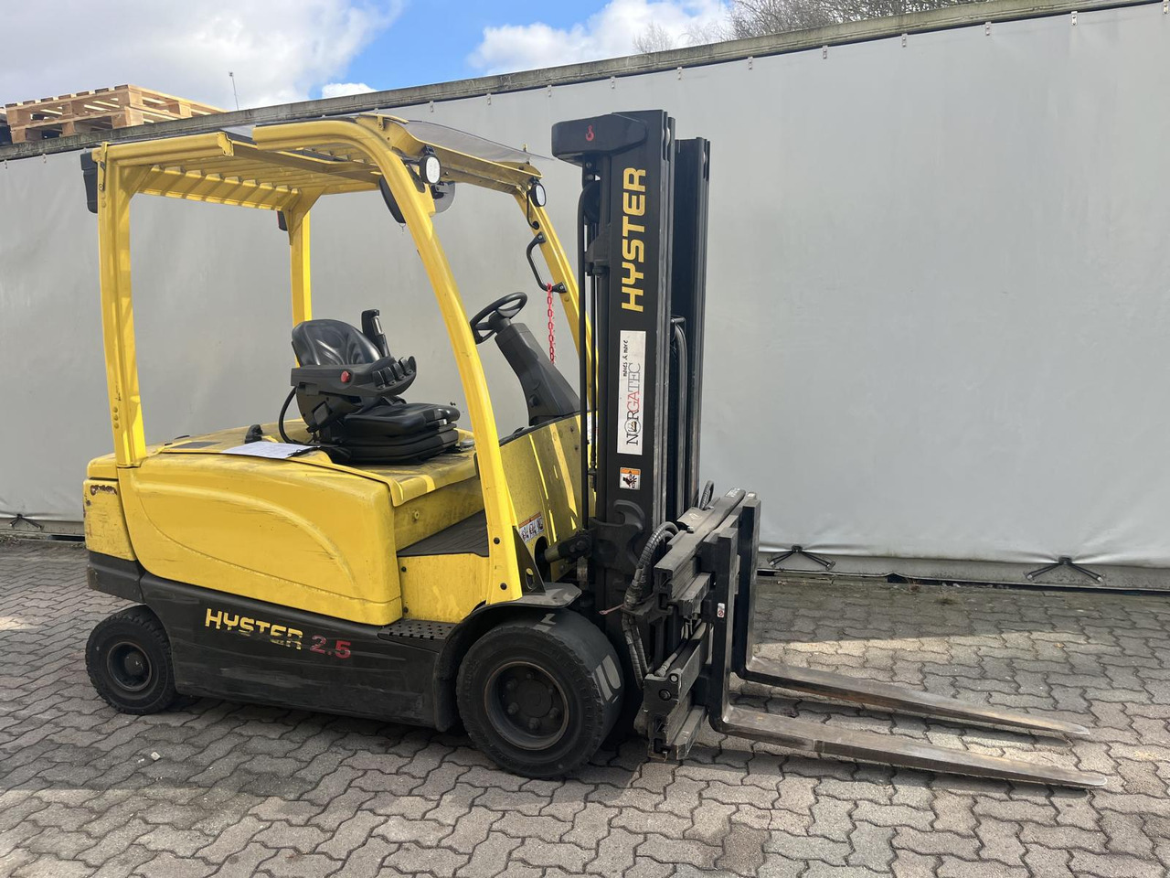 Hyster J2.5XN - מלגזה חשמלית: תמונה 5 Hyster J2.5XN - מלגזה חשמלית: תמונה 5