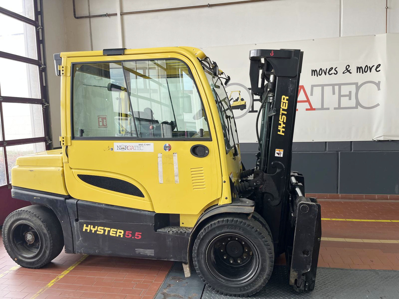 Hyster J5.5XN6 Advance - מלגזה חשמלית: תמונה 3 Hyster J5.5XN6 Advance - מלגזה חשמלית: תמונה 3