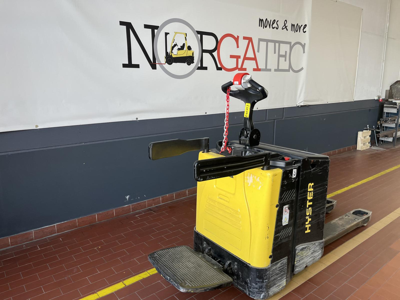 Hyster P2.0S FBW - משאית משטחים: תמונה 3 Hyster P2.0S FBW - משאית משטחים: תמונה 3