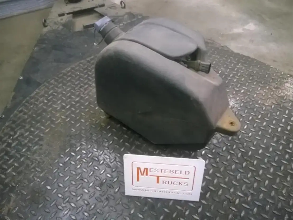 DAF Ad blue tank - מערכת דלק עבור כלי רכב מסחרי: תמונה 1 DAF Ad blue tank - מערכת דלק עבור כלי רכב מסחרי: תמונה 1