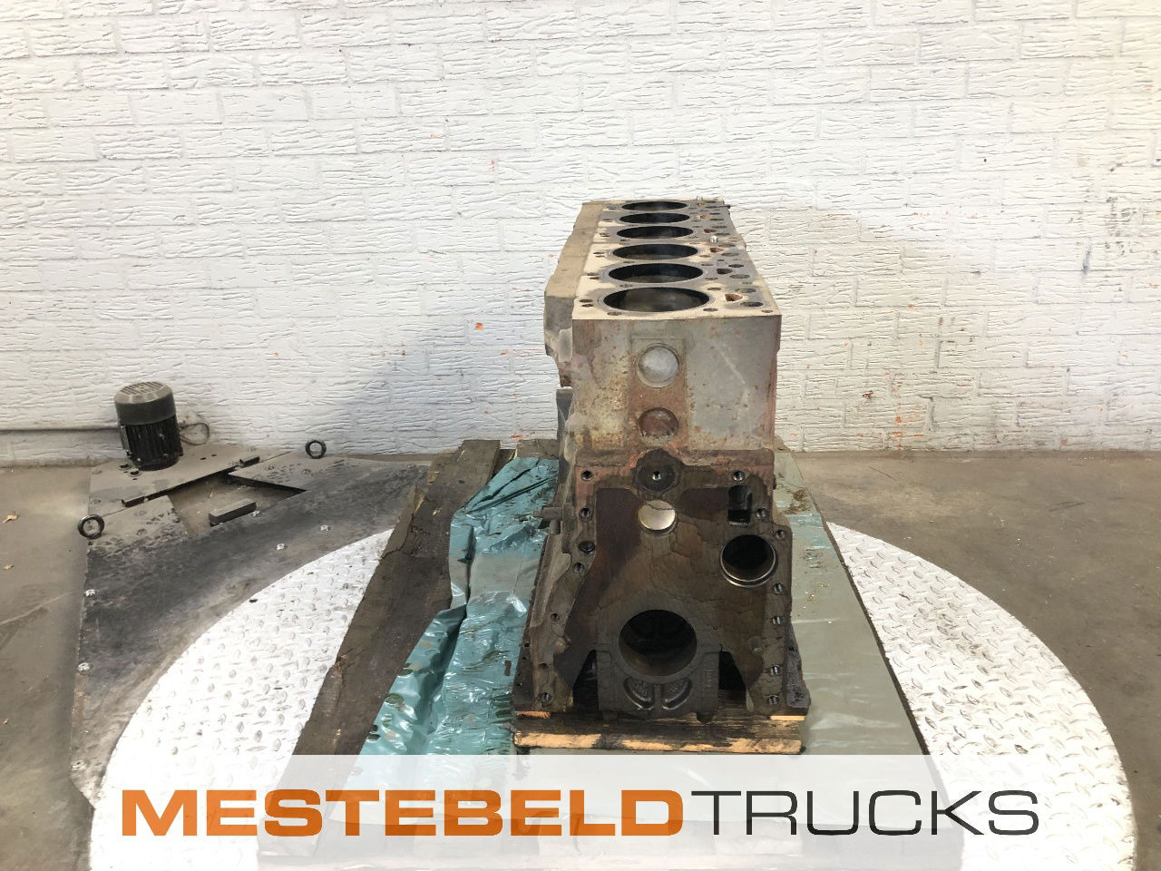 DAF Motorblok kaal - מנוע עבור משאית: תמונה 4 DAF Motorblok kaal - מנוע עבור משאית: תמונה 4