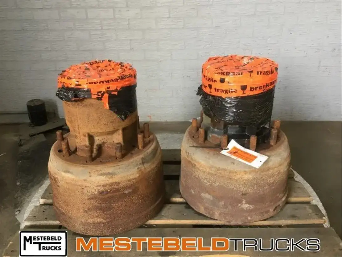 Ginaf Achterasnaaf M3335-S 6x6 - סרן אחורי עבור משאית: תמונה 1 Ginaf Achterasnaaf M3335-S 6x6 - סרן אחורי עבור משאית: תמונה 1