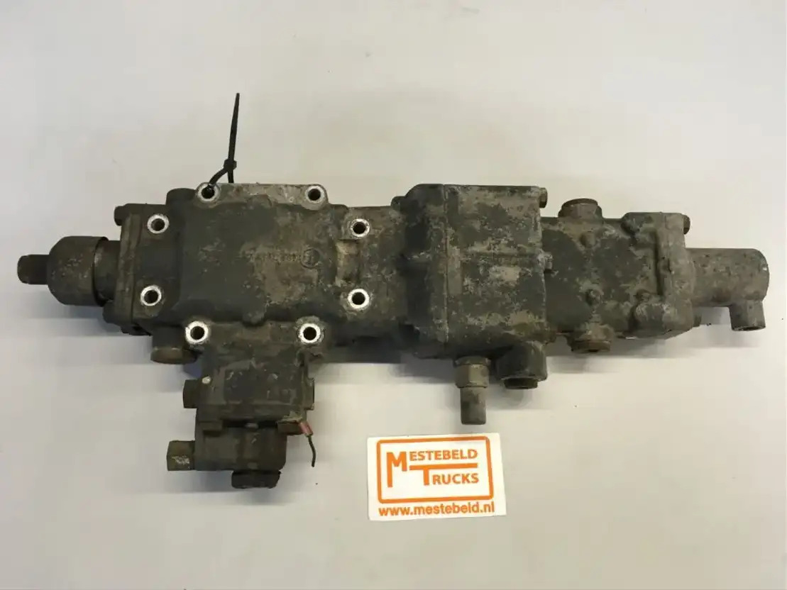 Ginaf Schakelsysteem - תיבת הילוכים וחלקים עבור משאית: תמונה 1 Ginaf Schakelsysteem - תיבת הילוכים וחלקים עבור משאית: תמונה 1