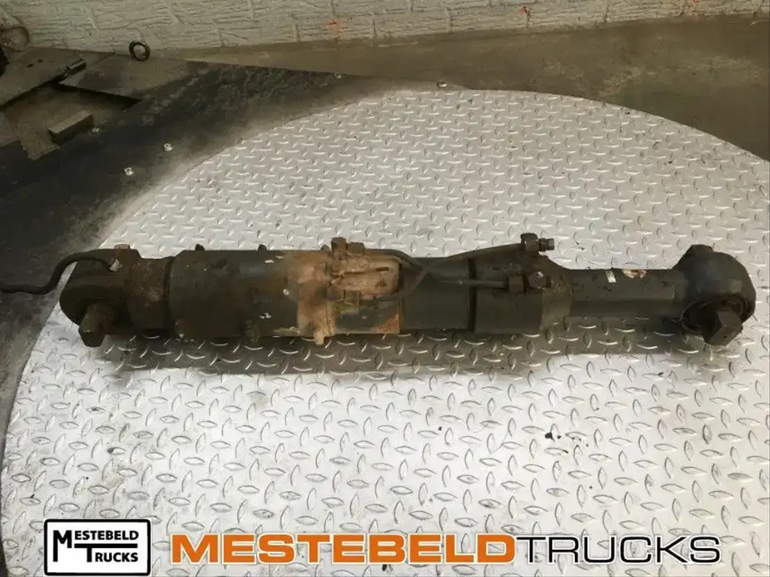 Ginaf Stuurcilinder tandem - מסגרת/ שלדה עבור משאית: תמונה 1 Ginaf Stuurcilinder tandem - מסגרת/ שלדה עבור משאית: תמונה 1