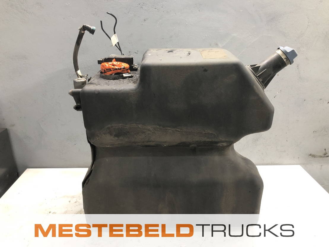 MAN Ad blue tank 80 liter - מערכת פליטה עבור משאית: תמונה 1 MAN Ad blue tank 80 liter - מערכת פליטה עבור משאית: תמונה 1