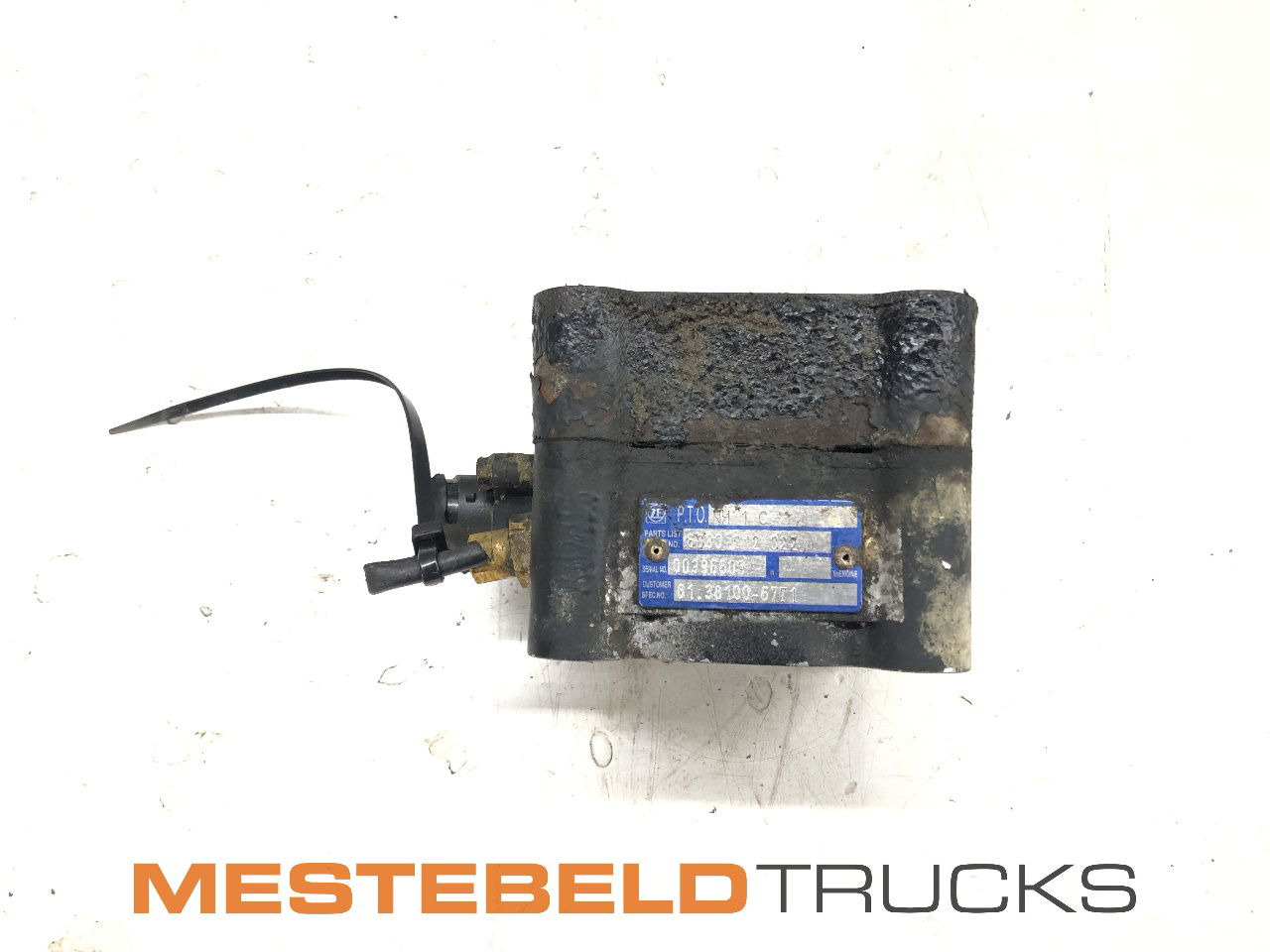 MAN PTO NH1C - חלקי הידרוליקה עבור משאית: תמונה 1 MAN PTO NH1C - חלקי הידרוליקה עבור משאית: תמונה 1