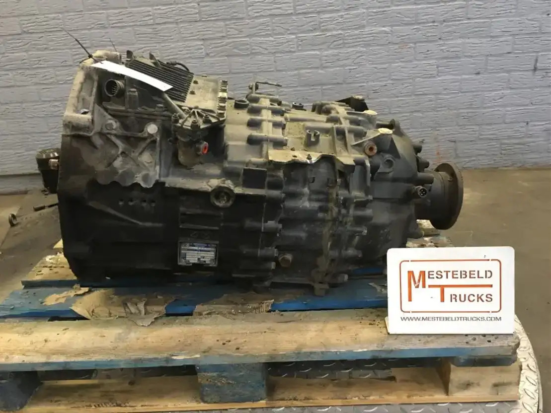 MAN Versnellingsbak 12AS2301TD - תיבת הילוכים וחלקים עבור משאית: תמונה 1 MAN Versnellingsbak 12AS2301TD - תיבת הילוכים וחלקים עבור משאית: תמונה 1