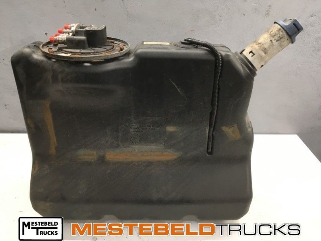 Mercedes-Benz Ad blue tank 25 liter - מערכת פליטה עבור משאית: תמונה 1 Mercedes-Benz Ad blue tank 25 liter - מערכת פליטה עבור משאית: תמונה 1