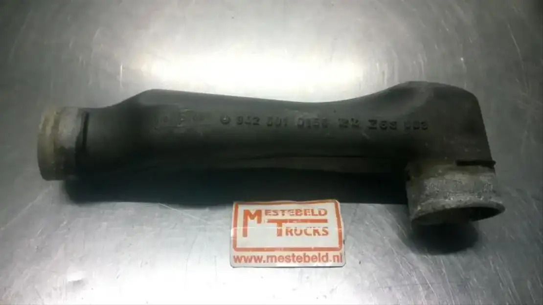 Mercedes-Benz Koelvloeistofbuis - מערכת קירור עבור משאית: תמונה 1 Mercedes-Benz Koelvloeistofbuis - מערכת קירור עבור משאית: תמונה 1