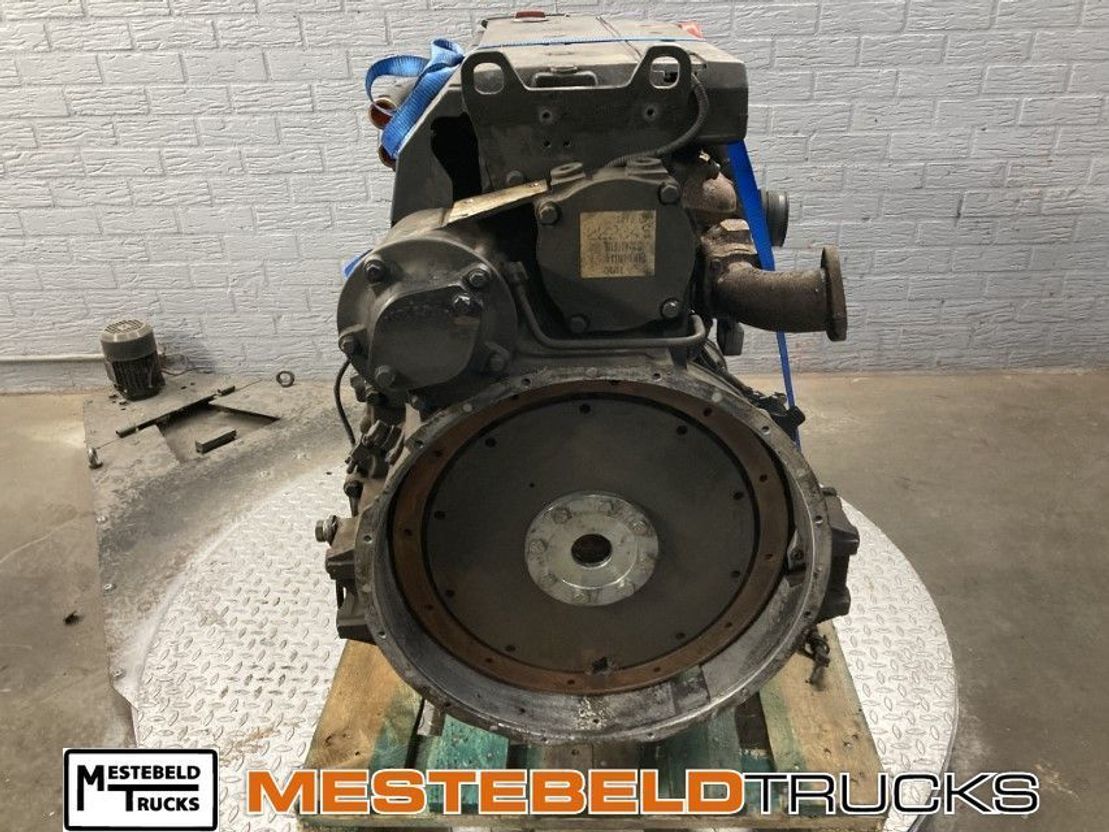 Mercedes-Benz Motor OM 906 LA II/2 - מנוע עבור משאית: תמונה 4 Mercedes-Benz Motor OM 906 LA II/2 - מנוע עבור משאית: תמונה 4