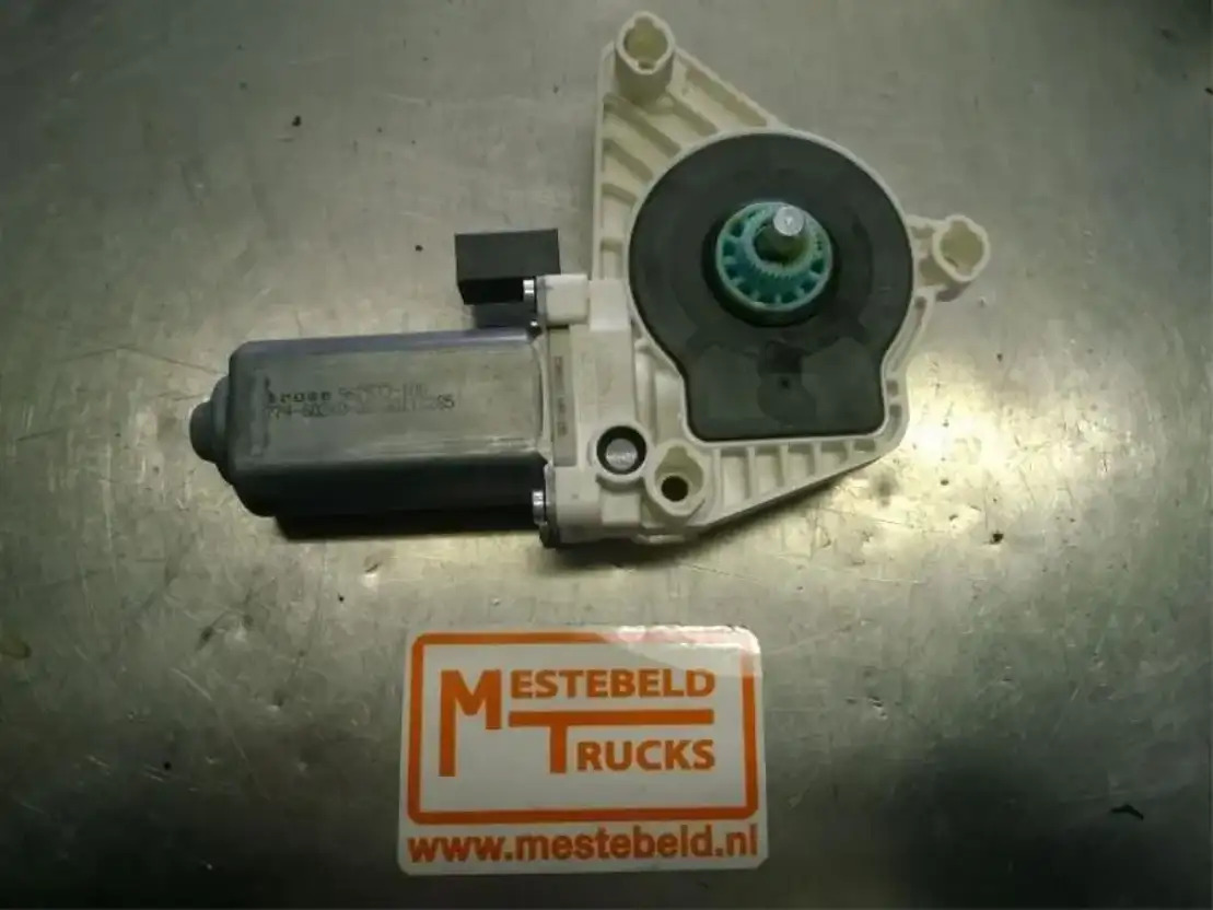 Mercedes-Benz Motor raamemechanisatie - מערכת חשמל עבור משאית: תמונה 1 Mercedes-Benz Motor raamemechanisatie - מערכת חשמל עבור משאית: תמונה 1