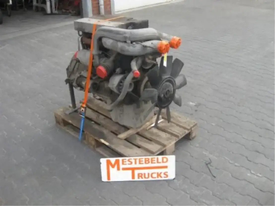 Mercedes-Benz OM 904 LA - מנוע עבור משאית: תמונה 1 Mercedes-Benz OM 904 LA - מנוע עבור משאית: תמונה 1