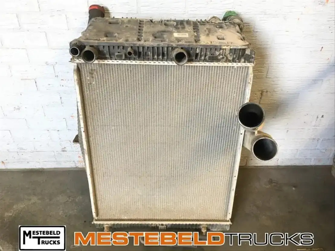Mercedes-Benz Radiateur+ intercooler - מערכת קירור עבור משאית: תמונה 1 Mercedes-Benz Radiateur+ intercooler - מערכת קירור עבור משאית: תמונה 1