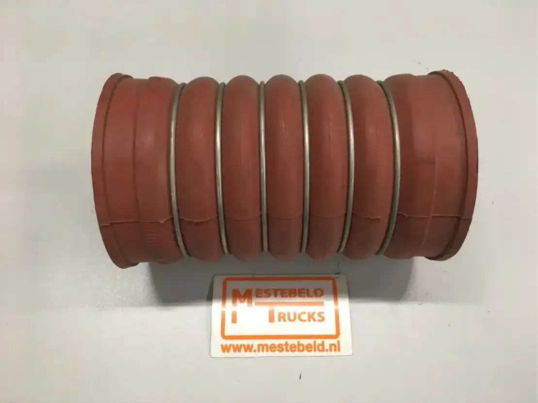 Mercedes-Benz Radiateurslang Actros - מערכת קירור עבור משאית: תמונה 1 Mercedes-Benz Radiateurslang Actros - מערכת קירור עבור משאית: תמונה 1