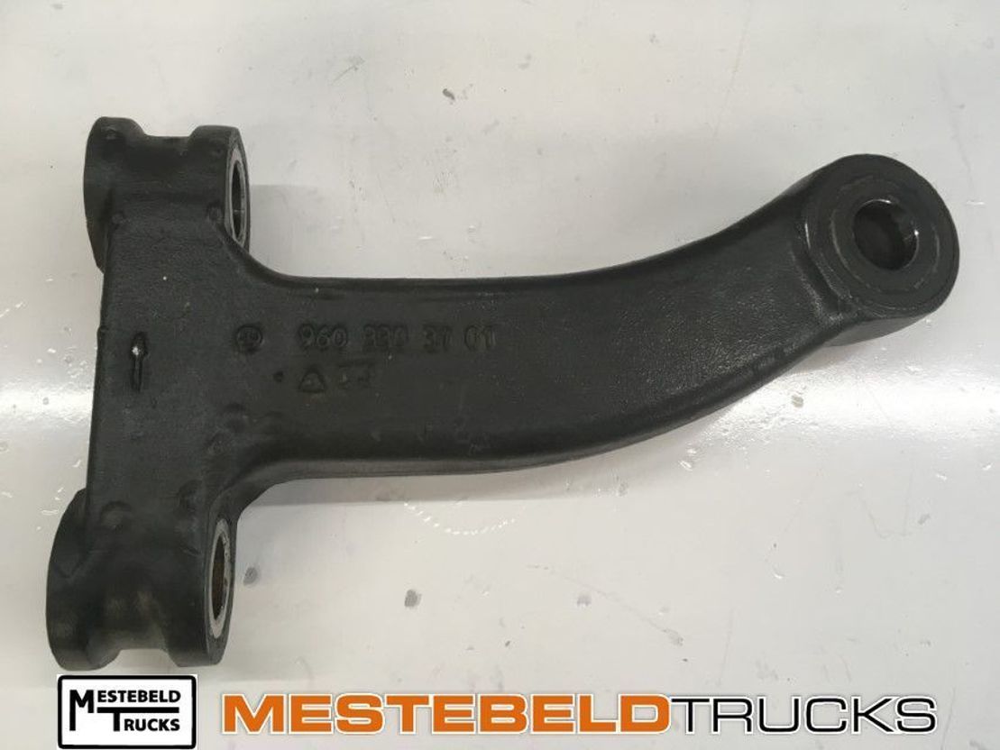 Mercedes-Benz Stuurarm links - היגוי עבור משאית: תמונה 1 Mercedes-Benz Stuurarm links - היגוי עבור משאית: תמונה 1