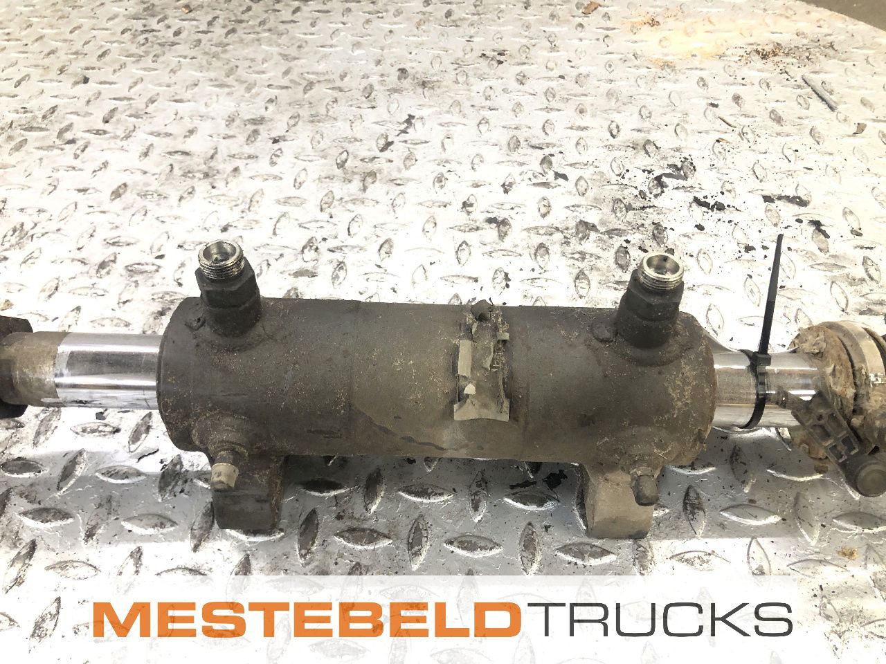 Mercedes-Benz Stuurcilinder naloopas - היגוי עבור משאית: תמונה 2 Mercedes-Benz Stuurcilinder naloopas - היגוי עבור משאית: תמונה 2