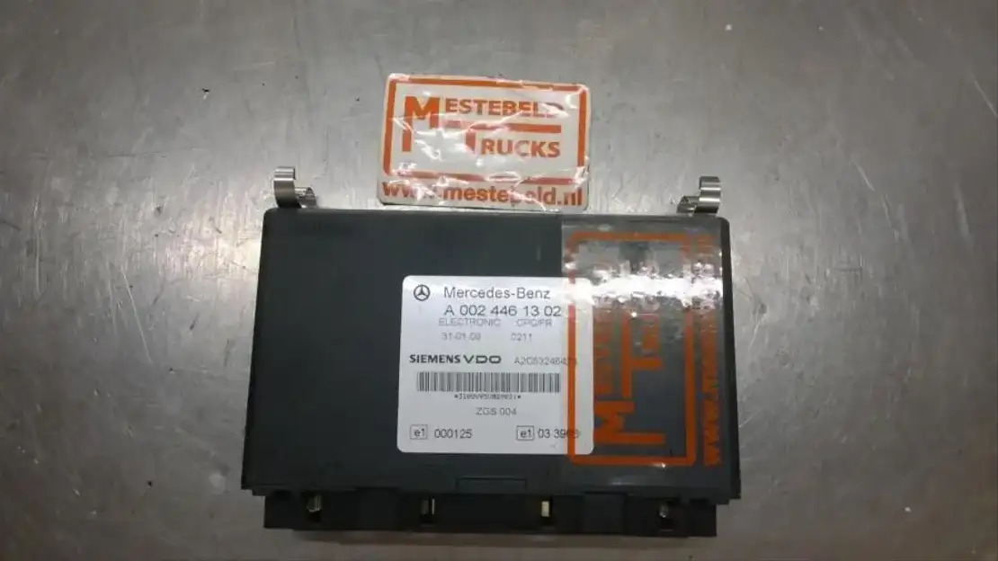 Mercedes-Benz Stuurkast CPC/FR  - מערכת חשמל עבור משאית: תמונה 1 Mercedes-Benz Stuurkast CPC/FR  - מערכת חשמל עבור משאית: תמונה 1