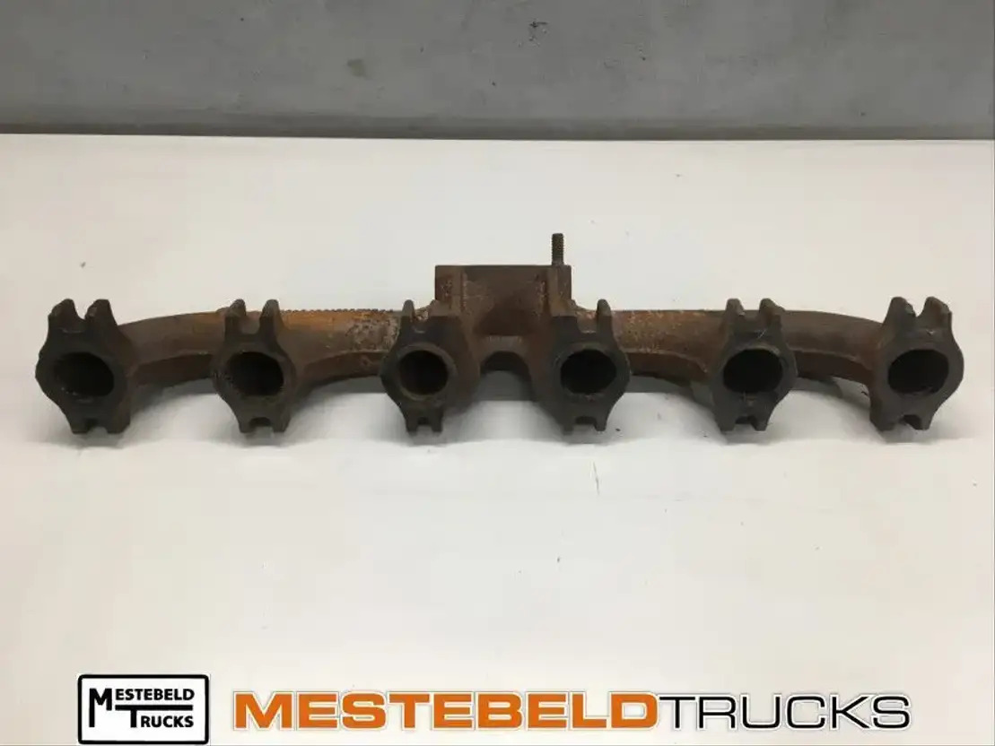 Mercedes-Benz Uitlaatspruitstuk Atego OM 906 LA - מנוע וחלקים עבור משאית: תמונה 1 Mercedes-Benz Uitlaatspruitstuk Atego OM 906 LA - מנוע וחלקים עבור משאית: תמונה 1
