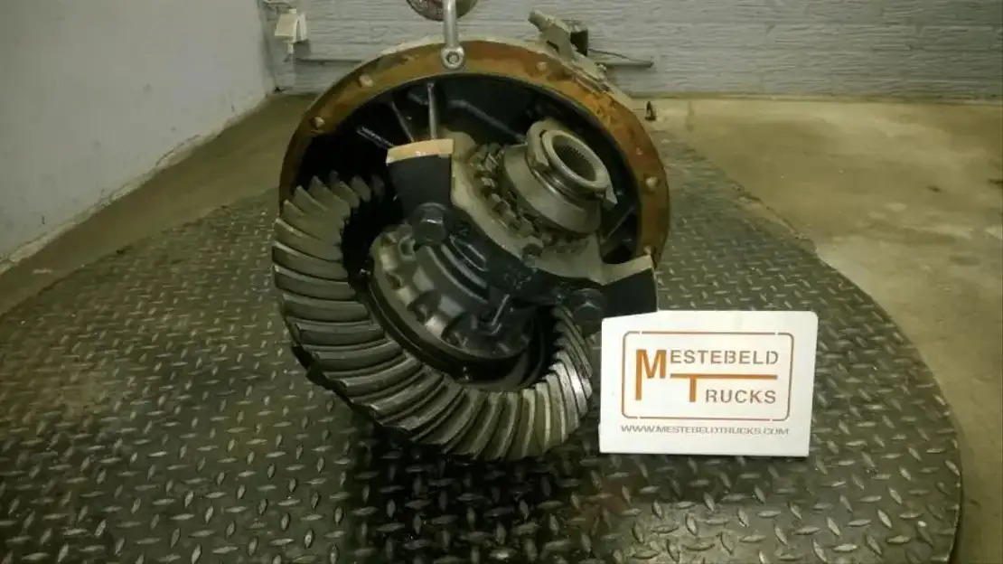 Renault D ifferentieel type 177 E - סרן אחורי עבור משאית: תמונה 1 Renault D ifferentieel type 177 E - סרן אחורי עבור משאית: תמונה 1