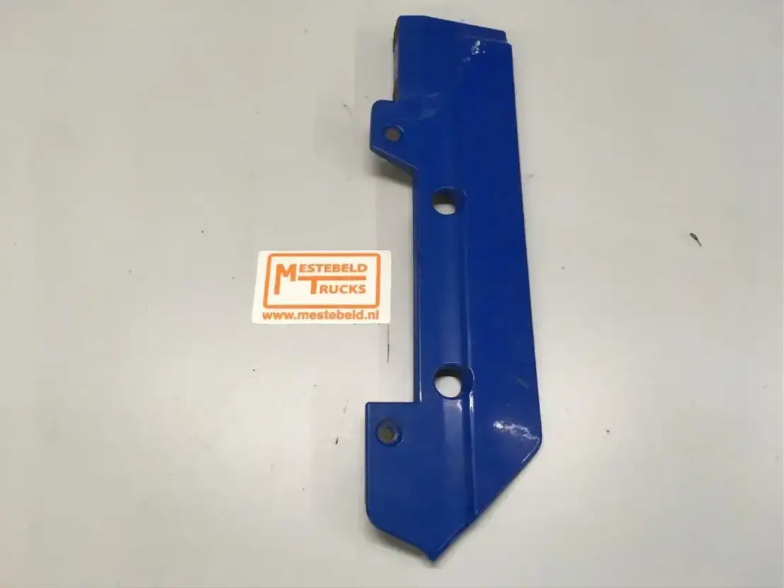 Volvo Afdekplaat koplamp - תא ופנים הרכב עבור משאית: תמונה 1 Volvo Afdekplaat koplamp - תא ופנים הרכב עבור משאית: תמונה 1