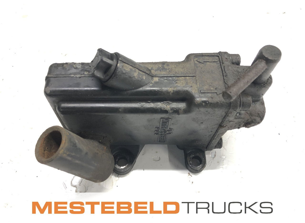 Volvo Cabinekantelpomp FL240 - תא ופנים הרכב עבור משאית: תמונה 1 Volvo Cabinekantelpomp FL240 - תא ופנים הרכב עבור משאית: תמונה 1