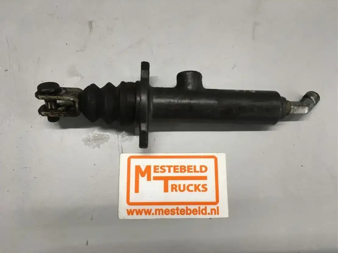 Volvo Hoofdremcilinder - צילינדר בלמים עבור משאית: תמונה 1 Volvo Hoofdremcilinder - צילינדר בלמים עבור משאית: תמונה 1