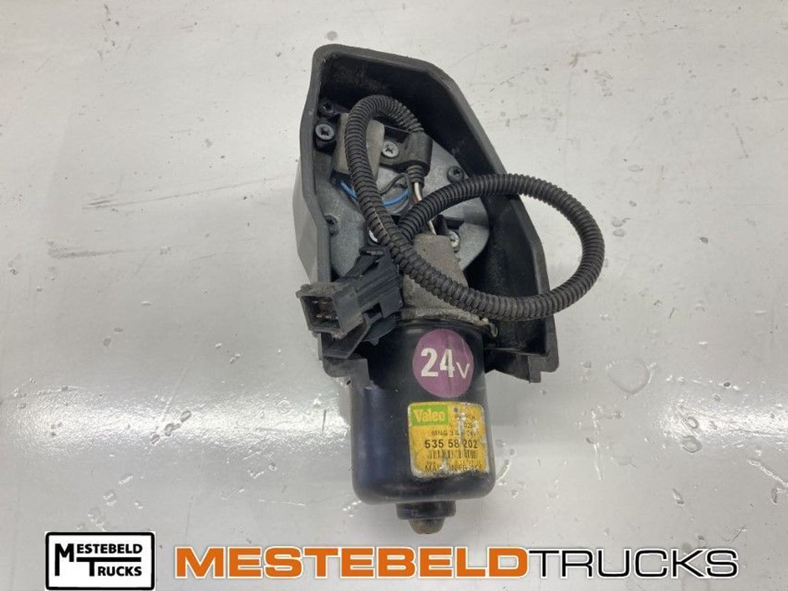Volvo Ruitenwisser motor - תא ופנים הרכב עבור משאית: תמונה 1 Volvo Ruitenwisser motor - תא ופנים הרכב עבור משאית: תמונה 1