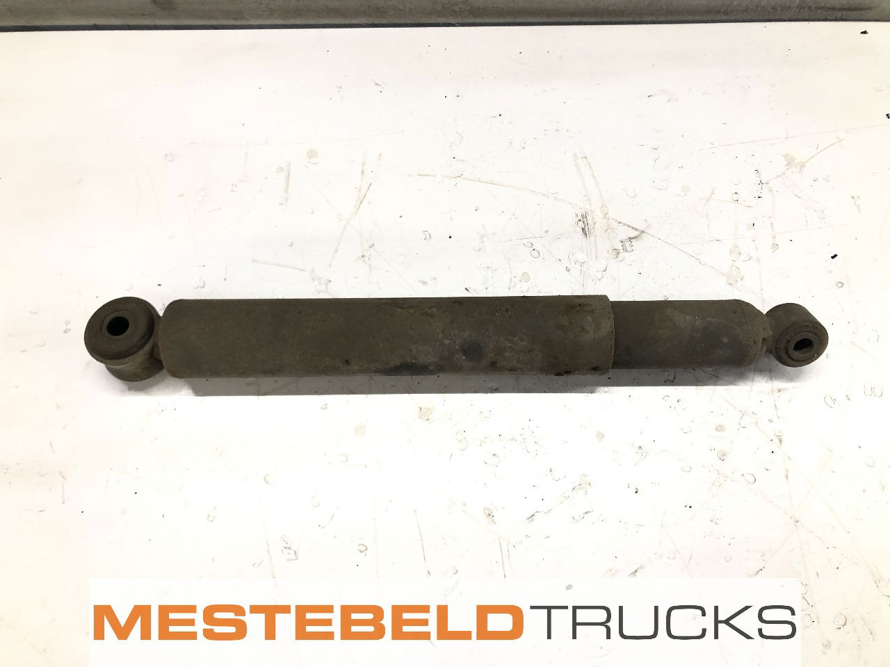 Volvo Schokbreker vooras FL6 - מסגרת/ שלדה עבור משאית: תמונה 1 Volvo Schokbreker vooras FL6 - מסגרת/ שלדה עבור משאית: תמונה 1