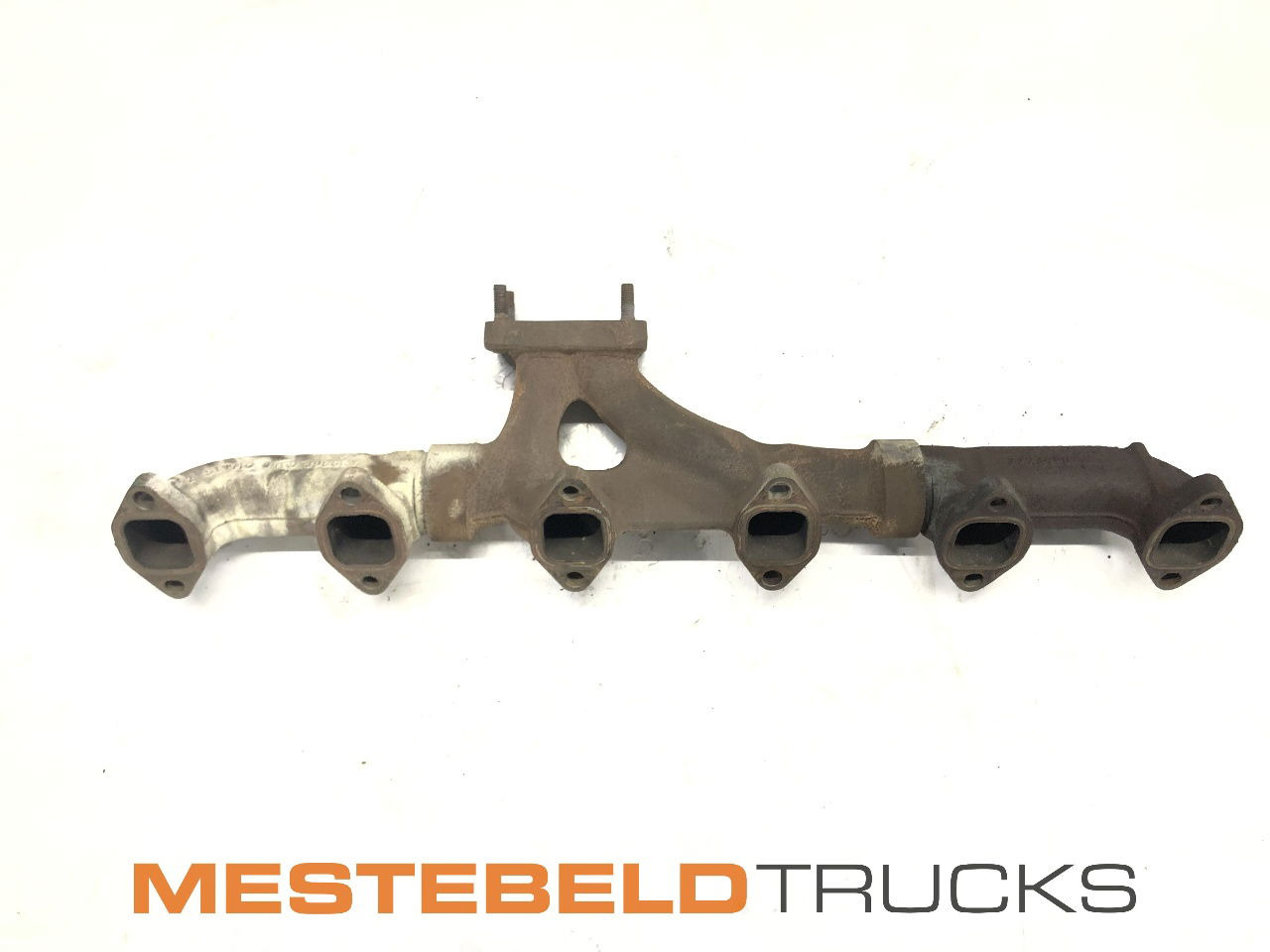 Volvo Uitlaatspruitstuk FL - מנוע עבור משאית: תמונה 1 Volvo Uitlaatspruitstuk FL - מנוע עבור משאית: תמונה 1