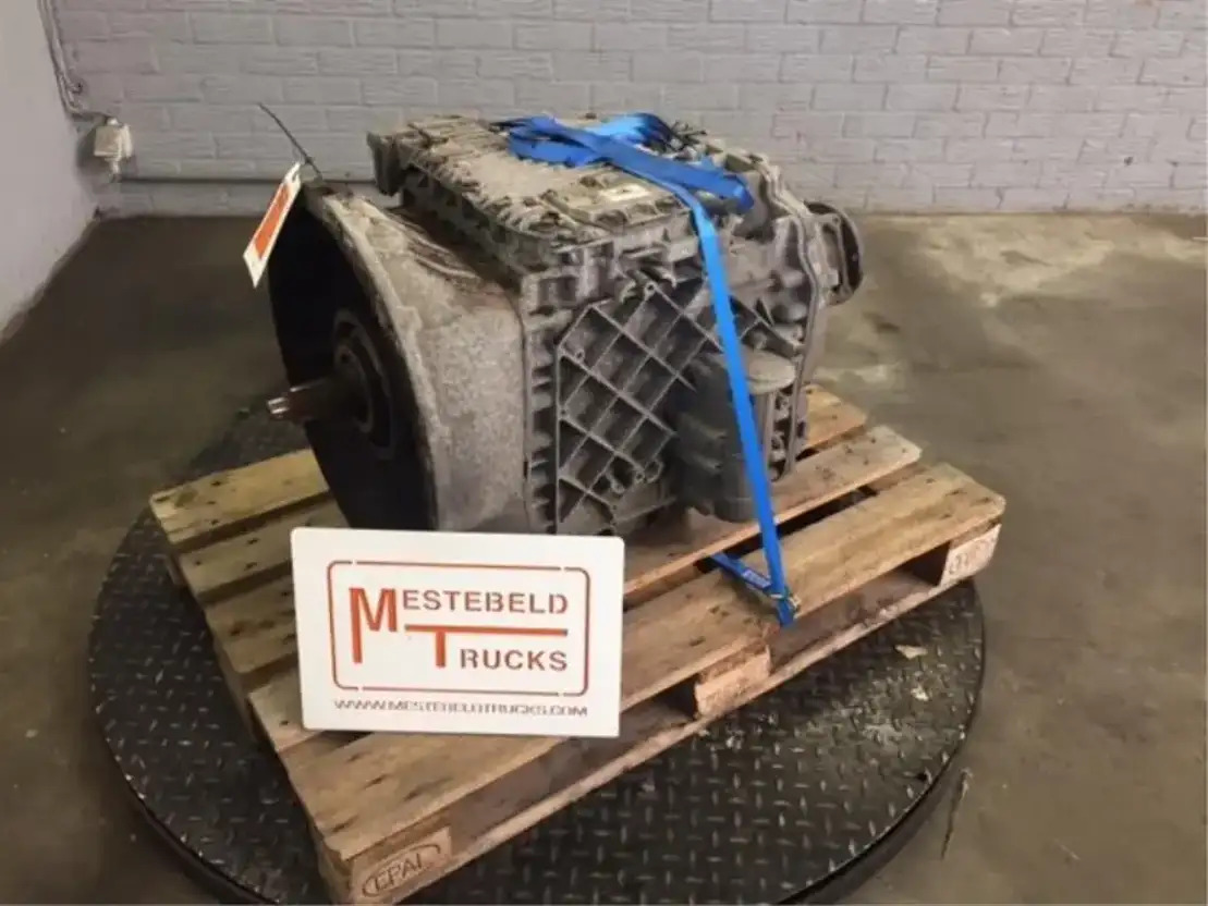 Volvo Versnellingsbak VT 2412 C I-Shift - תיבת הילוכים וחלקים עבור משאית: תמונה 1 Volvo Versnellingsbak VT 2412 C I-Shift - תיבת הילוכים וחלקים עבור משאית: תמונה 1